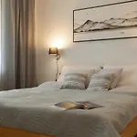 Fresh With Terrace + Free Parking 아파트 그라츠